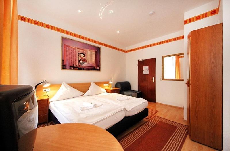 City Hotel Storch Kolín nad Rýnem Pokoj fotografie